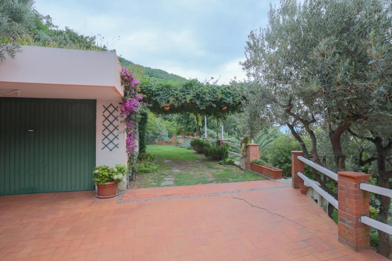 Villa Gio - Terrazza Nel Blu Берджеджи Экстерьер фото